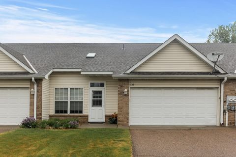 239 Appleblossom Lane E Shakopee MN 55379