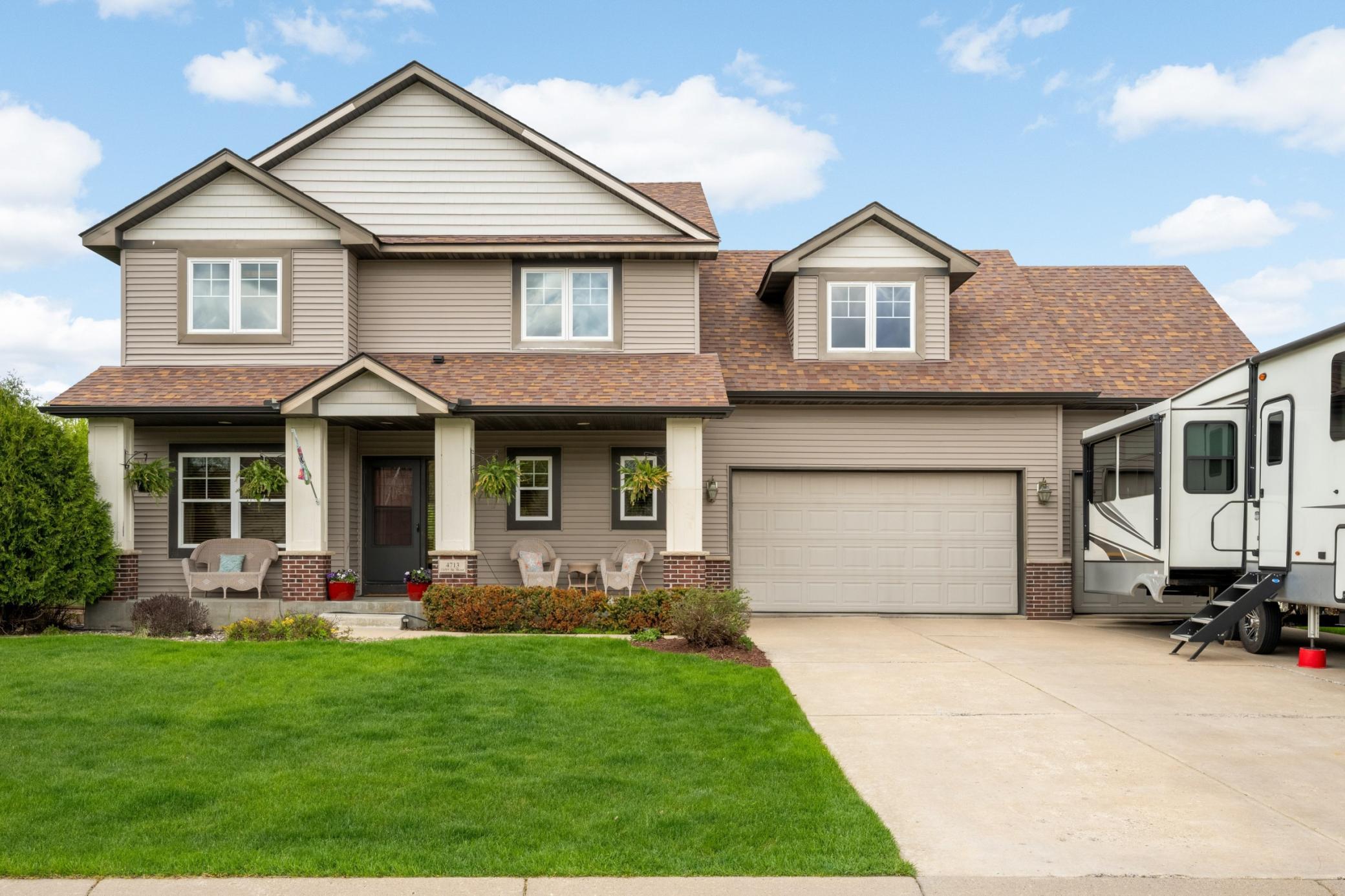 4713 189th Street W