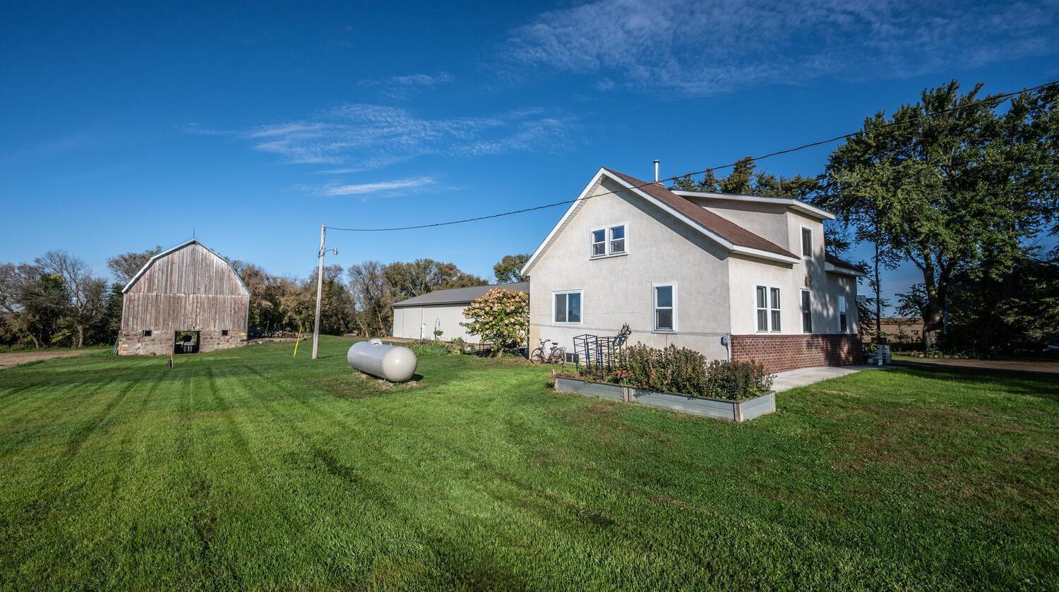 25805 Fairgreen Avenue