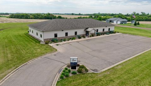 Photo of 600 Union Street, Tracy, MN 56175 (MLS # 7081036)
