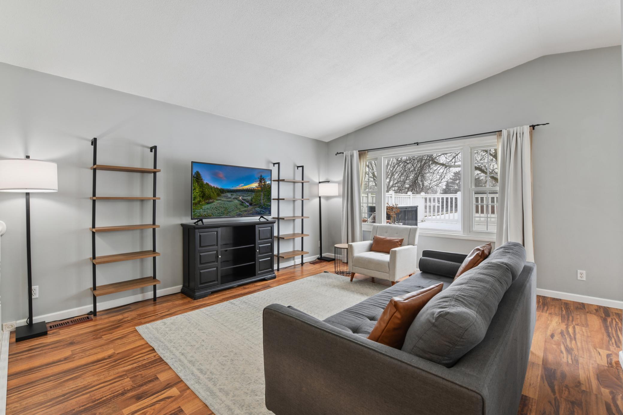 16555 Gerdine Path W