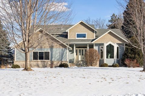1507 Arden Vista Court Arden Hills MN 55112