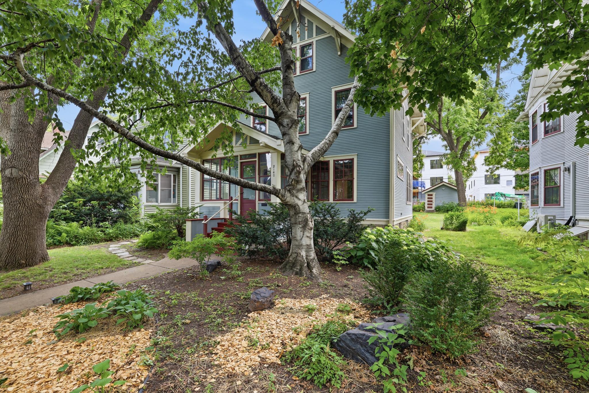 2140 Dayton Avenue