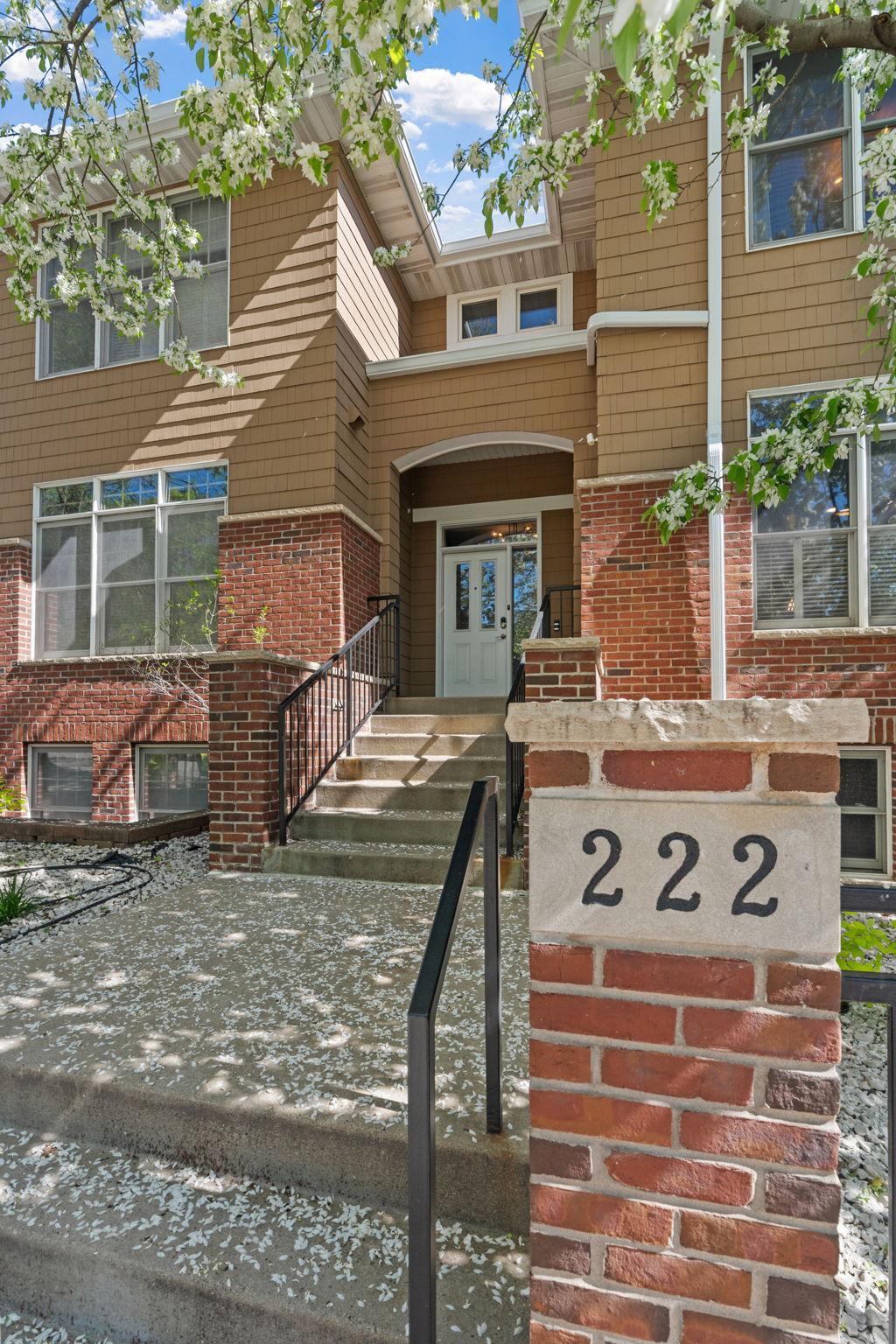 222 Ridgewood Avenue