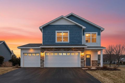 Photo of 2924 Lavender Parkway, Faribault, MN 55021 (MLS # 6751480)
