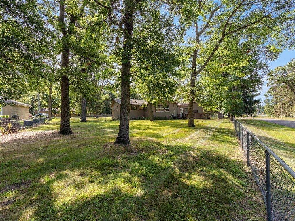 13709 Glenwood Drive