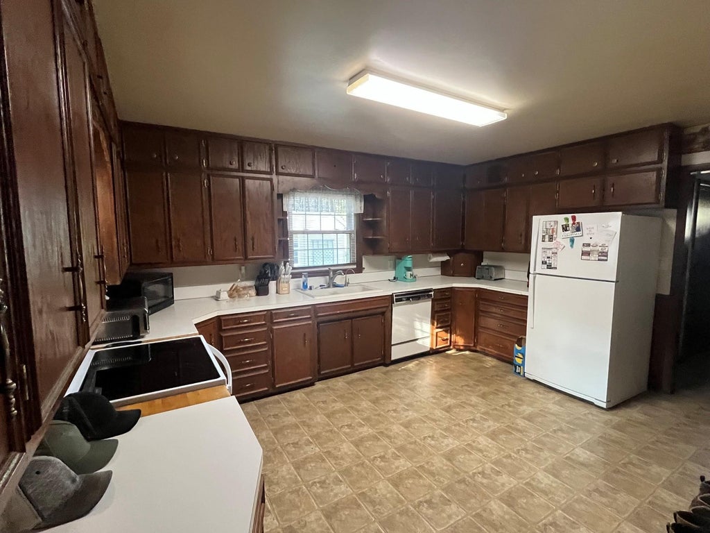 Photo of 628 12th Street, Dawson, MN 56232 (MLS # 7139190)