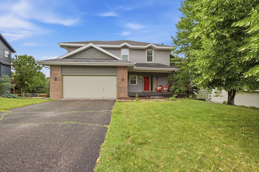 Photo of 20933 Jamestown Avenue, Lakeville, MN 55044 (MLS # 7052925)