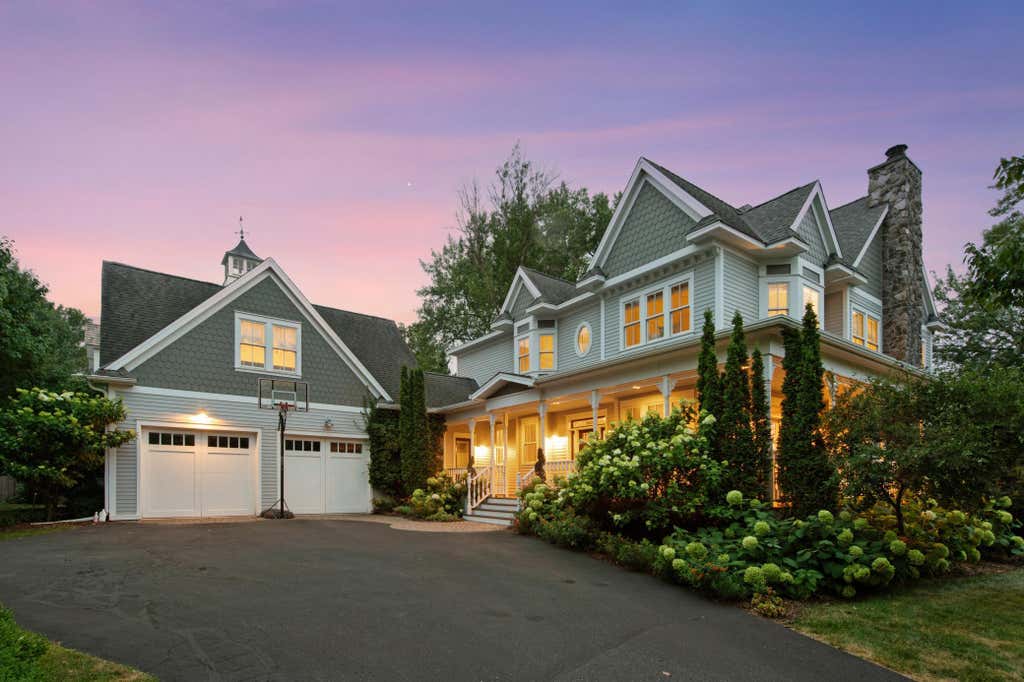 Photo of 20575 Summerville Road, Deephaven, MN 55331 (MLS # 7124873)