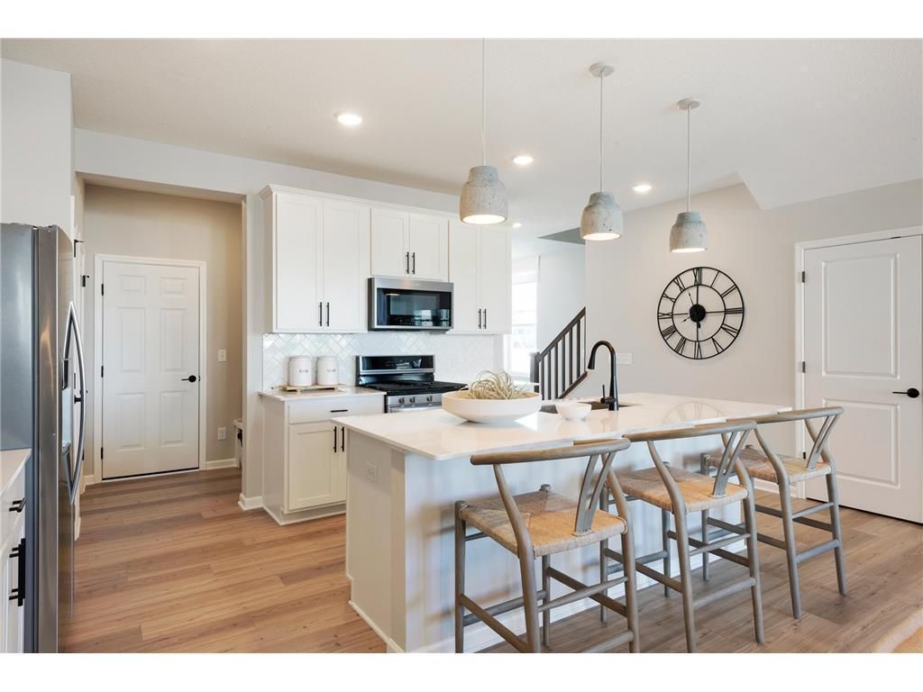 Photo of 14951 Avondale View, Rosemount, MN 55068 (MLS # 7067462)