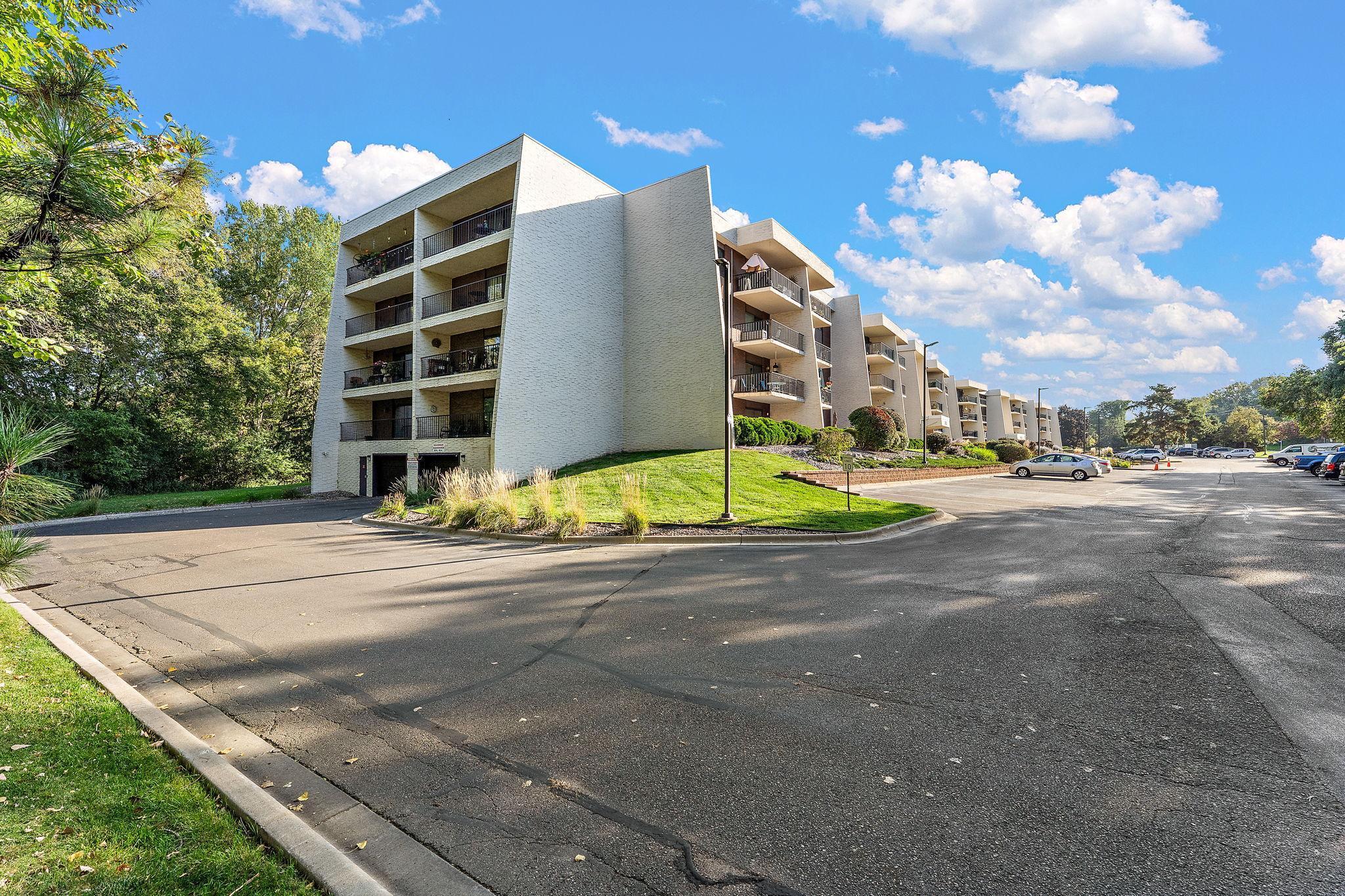 2445 Londin Lane E 310