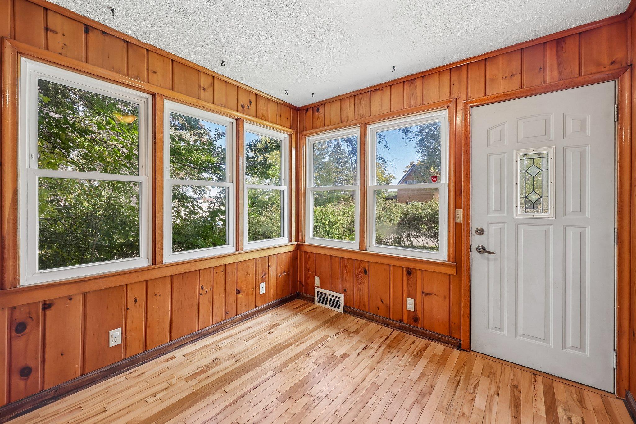 2229 Oak Hill Place
