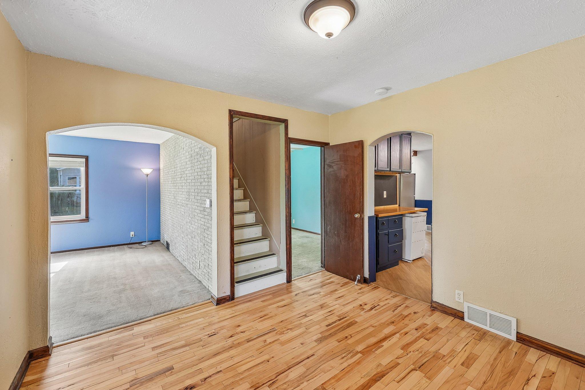 2229 Oak Hill Place