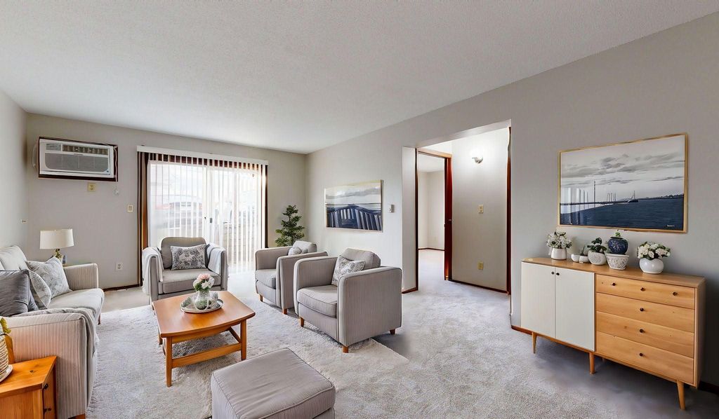 Photo of 924 21st Avenue S, Minneapolis, MN 55404 (MLS # 6826564)