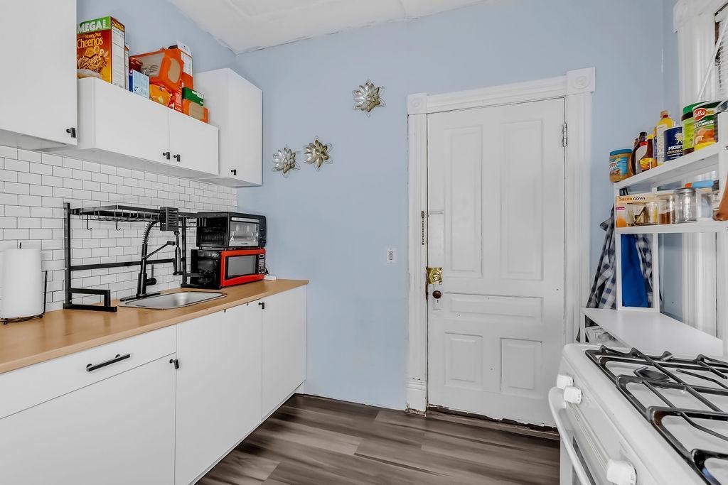 922 N Woodbridge Street