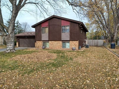 7125 Upper 163rd Street W Lakeville MN 55068