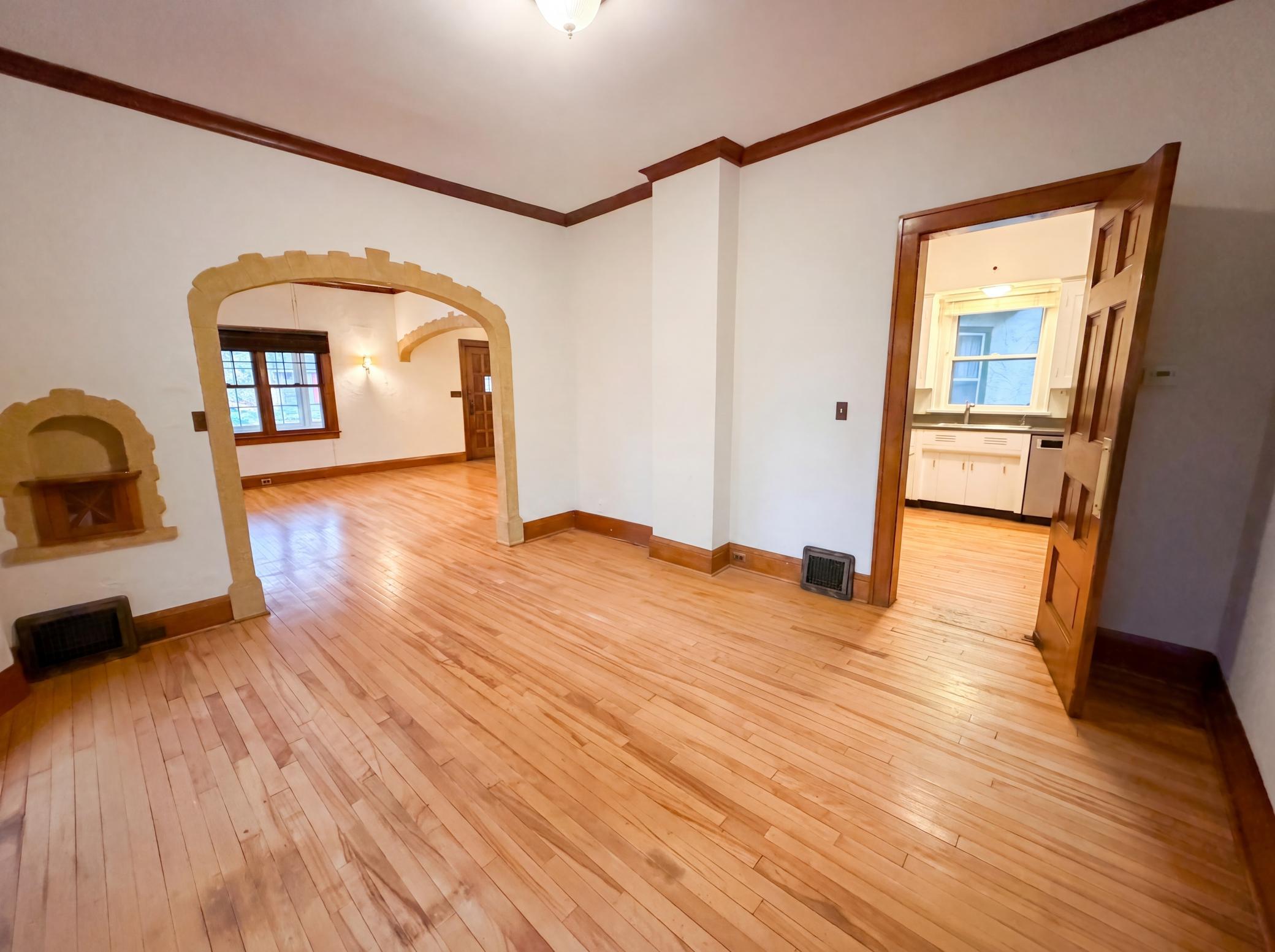 515 W 22nd Street