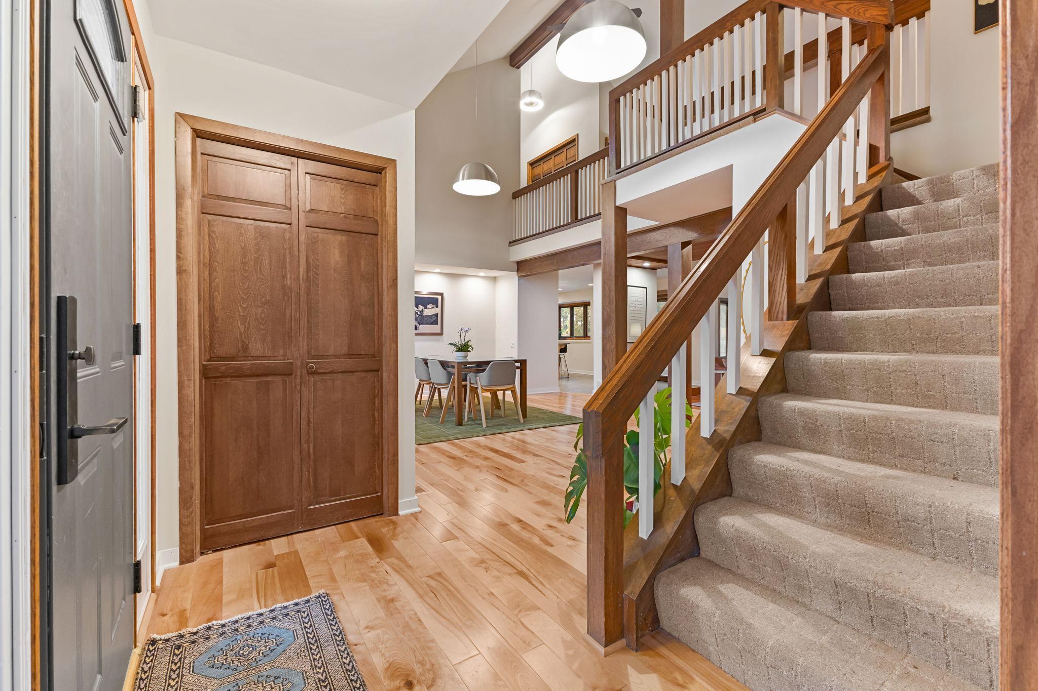 73 Deer Hills Court