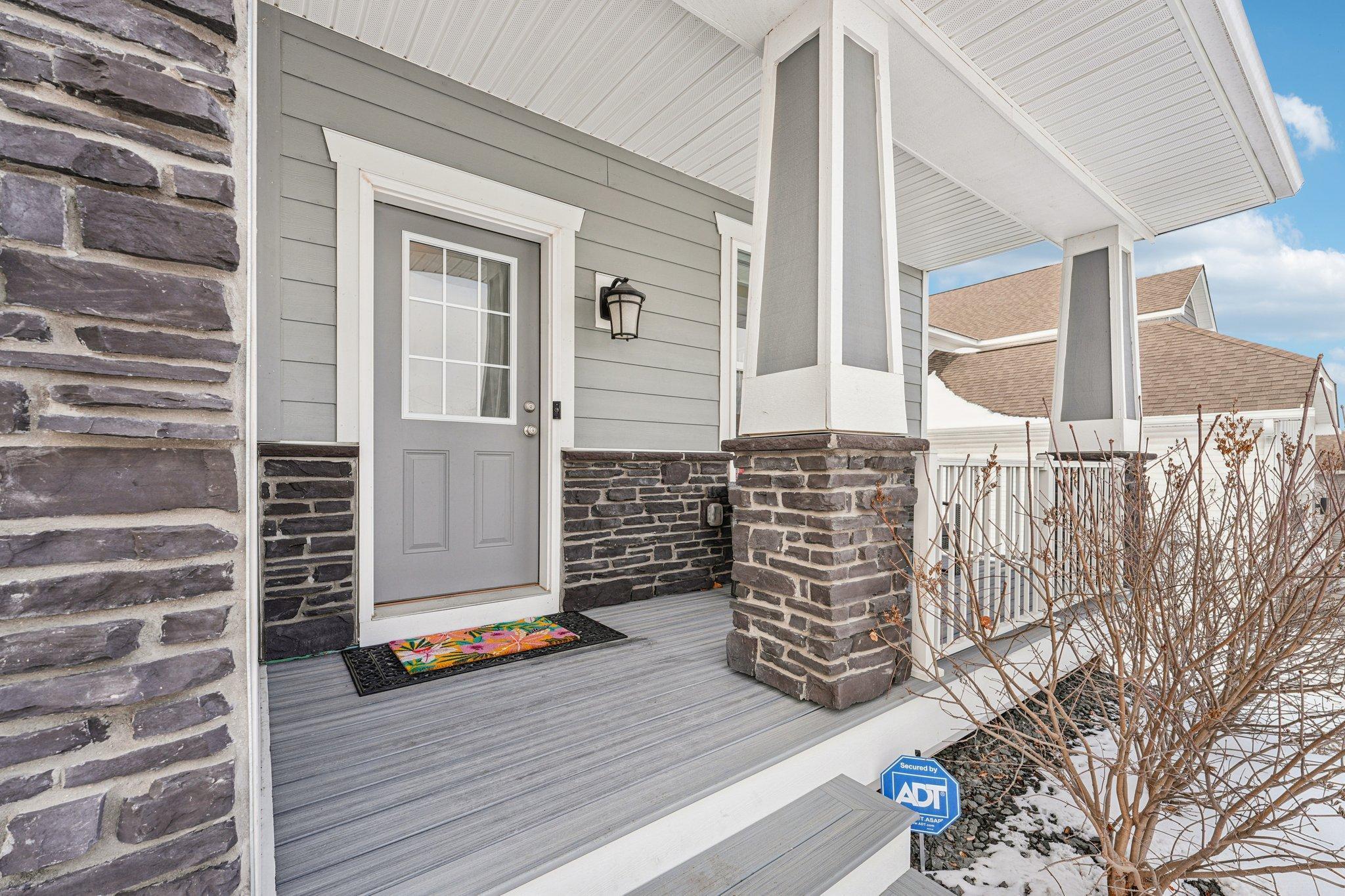 15244 Edgewood Avenue