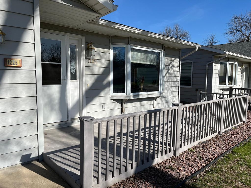 Photo of 1225 6th Avenue N, Windom, MN 56101 (MLS # 7059727)