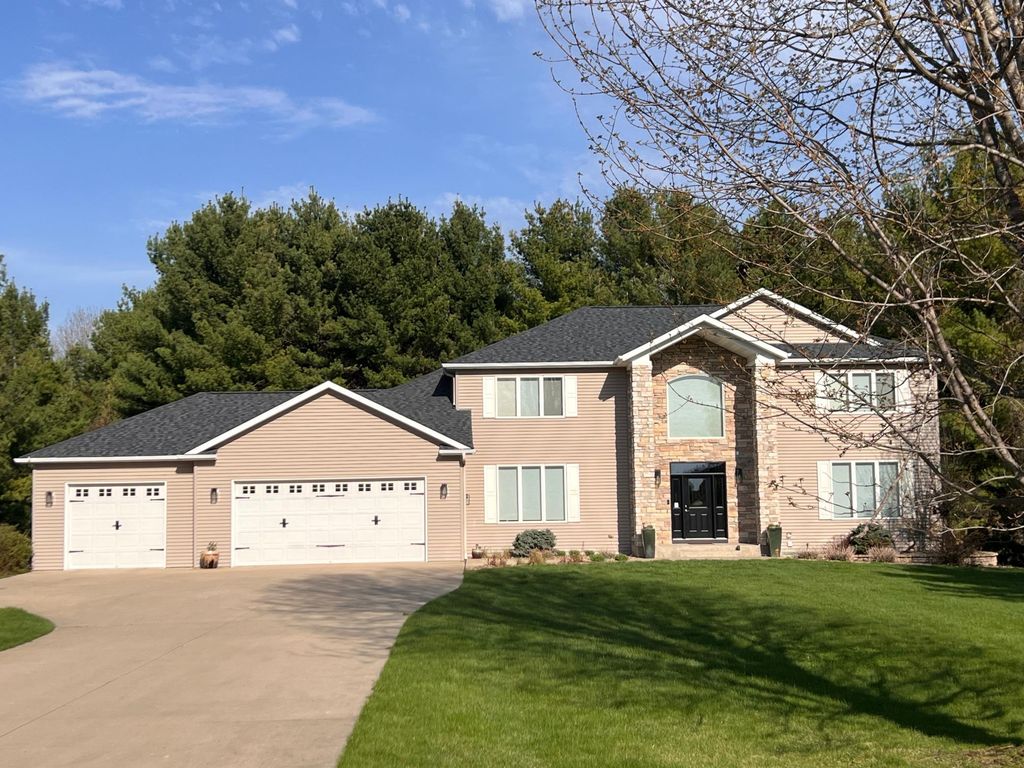 Photo of 1712 Cedar Crest Road NW, Rochester, MN 55901 (MLS # 7062081)