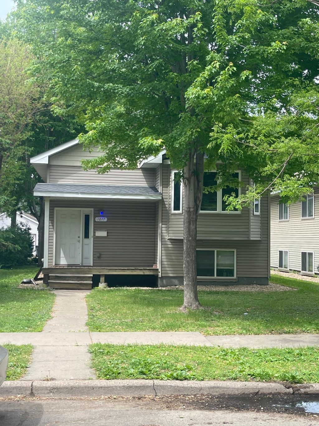 Photo of 1077 26th Avenue SE, Minneapolis, MN 55414 (MLS # 7048702)