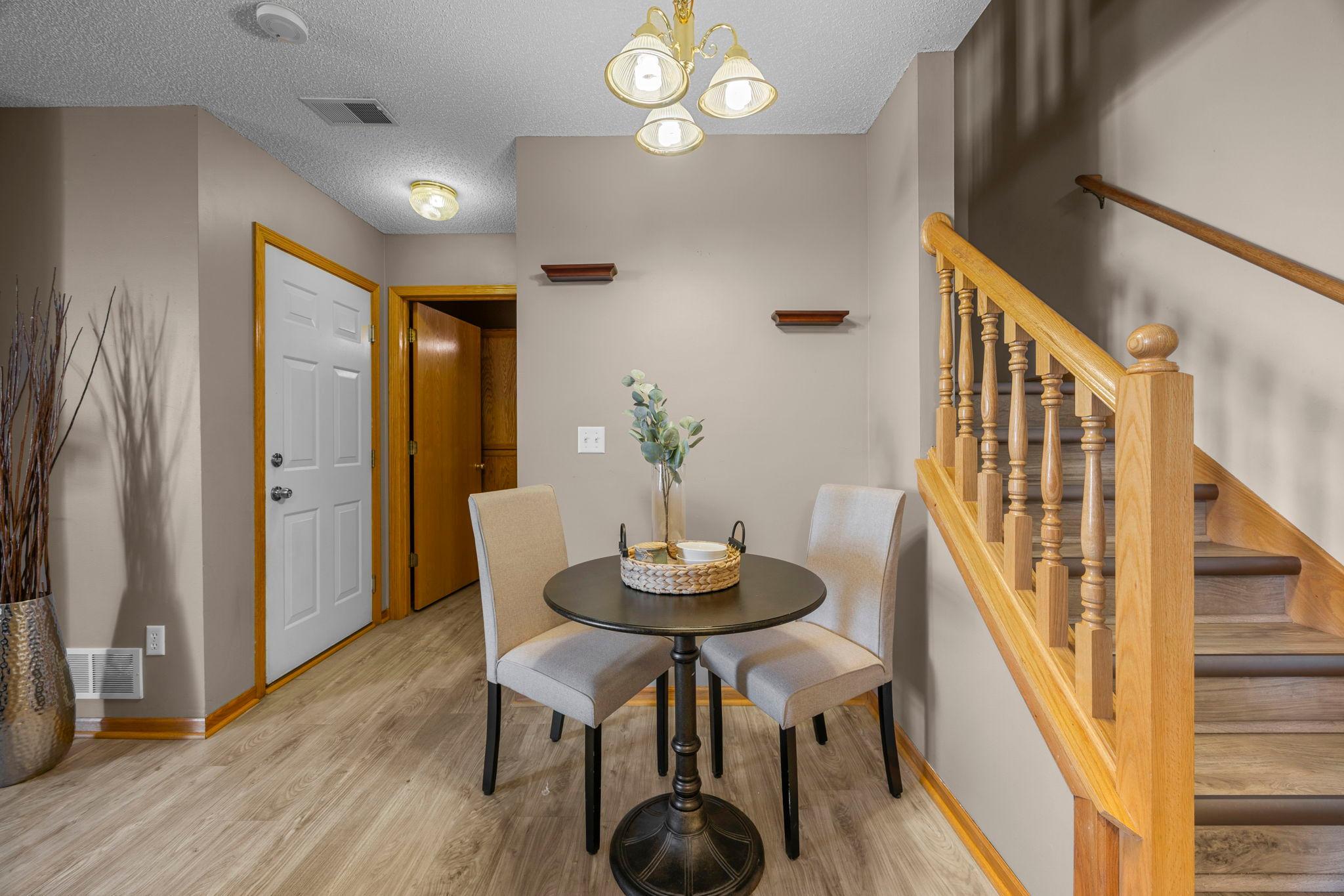 461 Aqua Circle