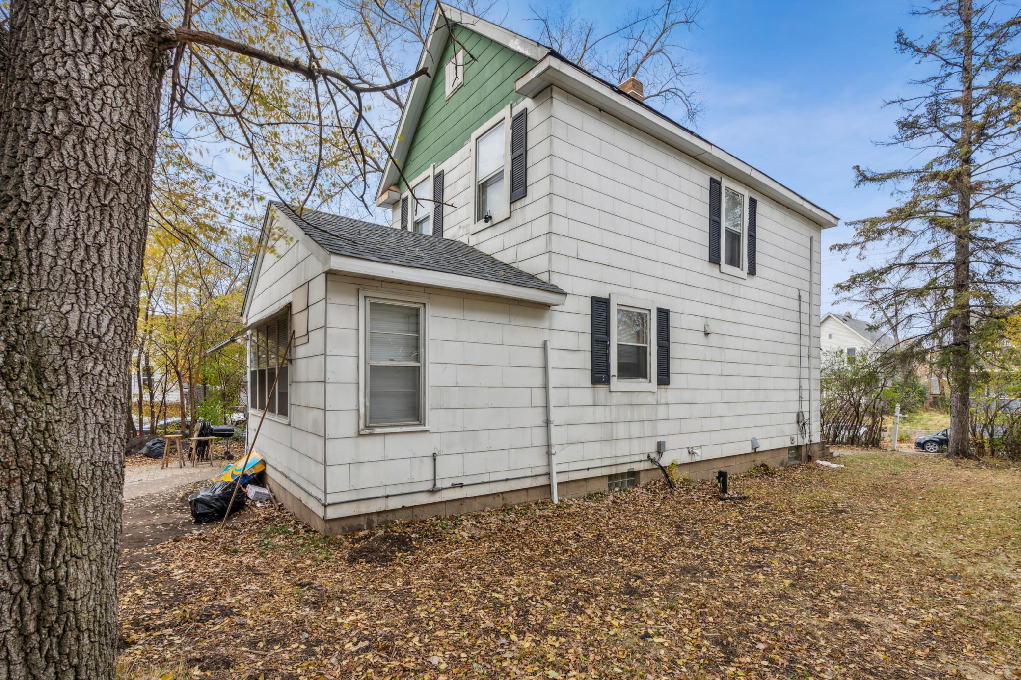 760 Minnehaha Avenue E