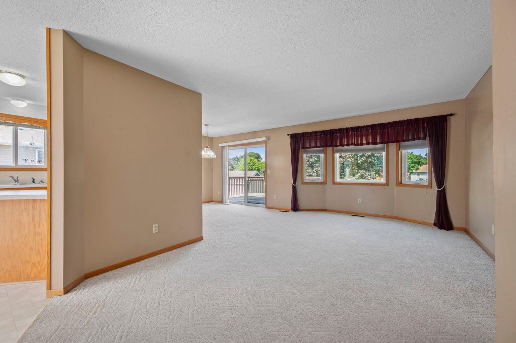 Photo of 7212 96th Street S, Cottage Grove, MN 55016 (MLS # 7141152)