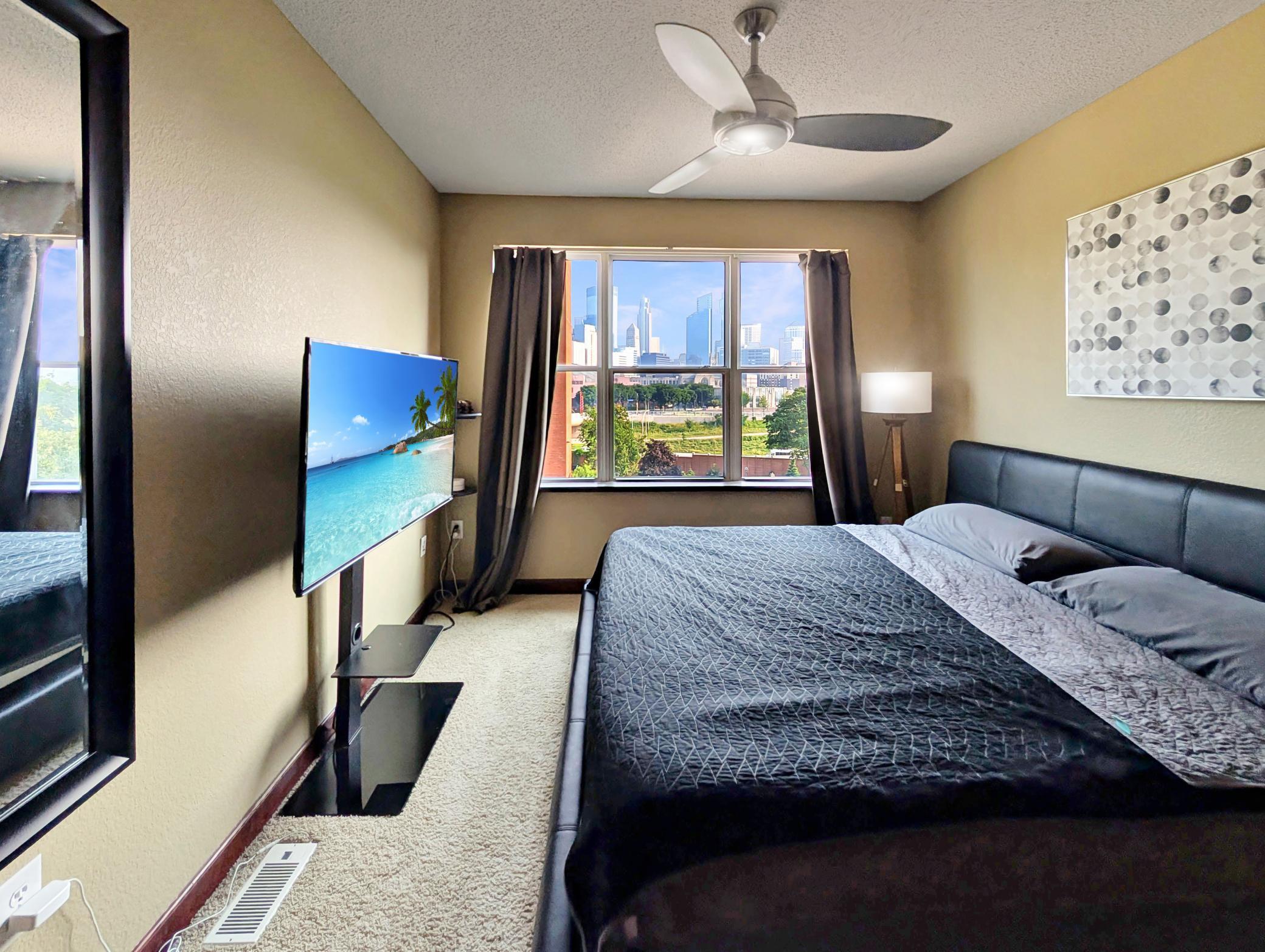 308 E 18th Street 305