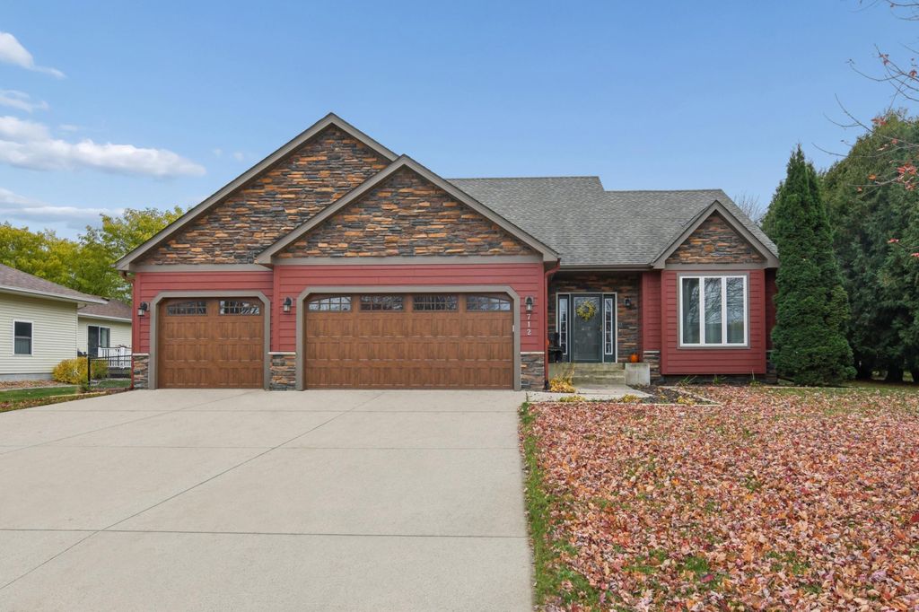 Photo of 712 Churchill Drive SE, Owatonna, MN 55060 (MLS # 6812536)