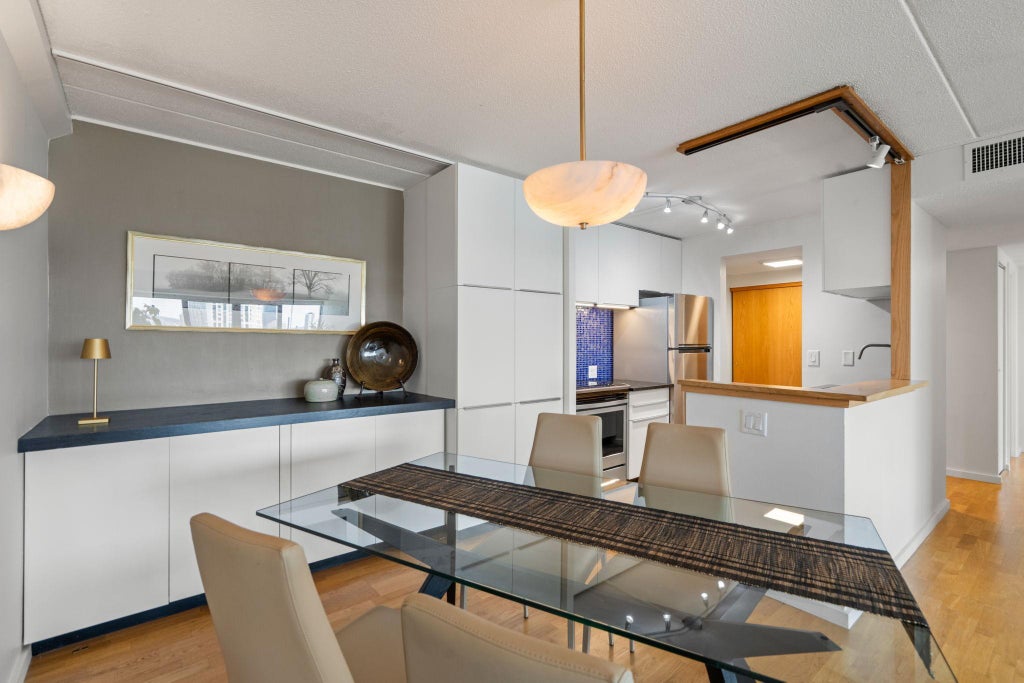 Photo of 1920 S 1st Street #2103, Minneapolis, MN 55454 (MLS # 7137673)