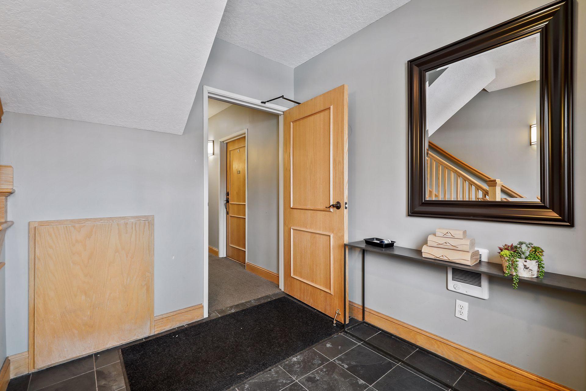 1926 Pleasant Avenue 101