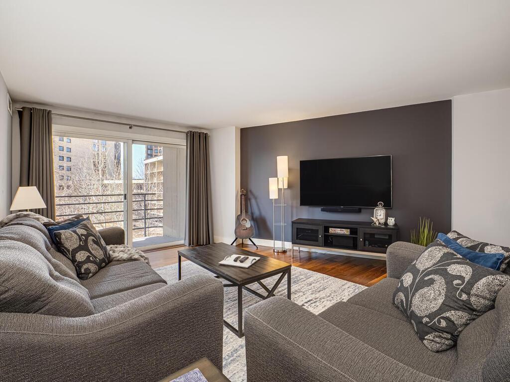 1200 Nicollet Mall 507