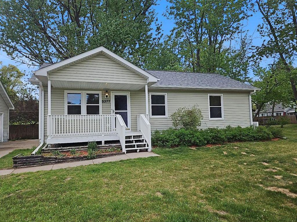 Photo of 5377 Quincy Street, Mounds View, MN 55112 (MLS # 7080895)
