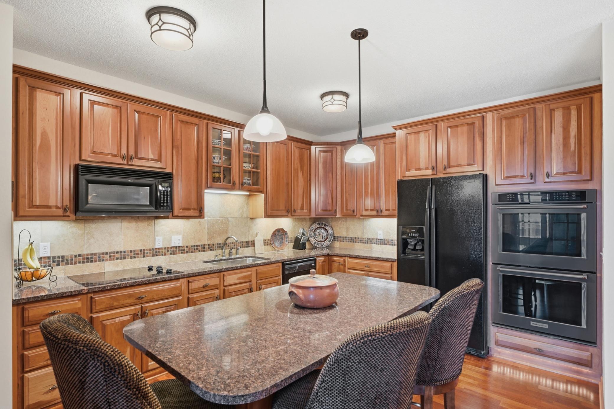 5275 Grandview Square 3401