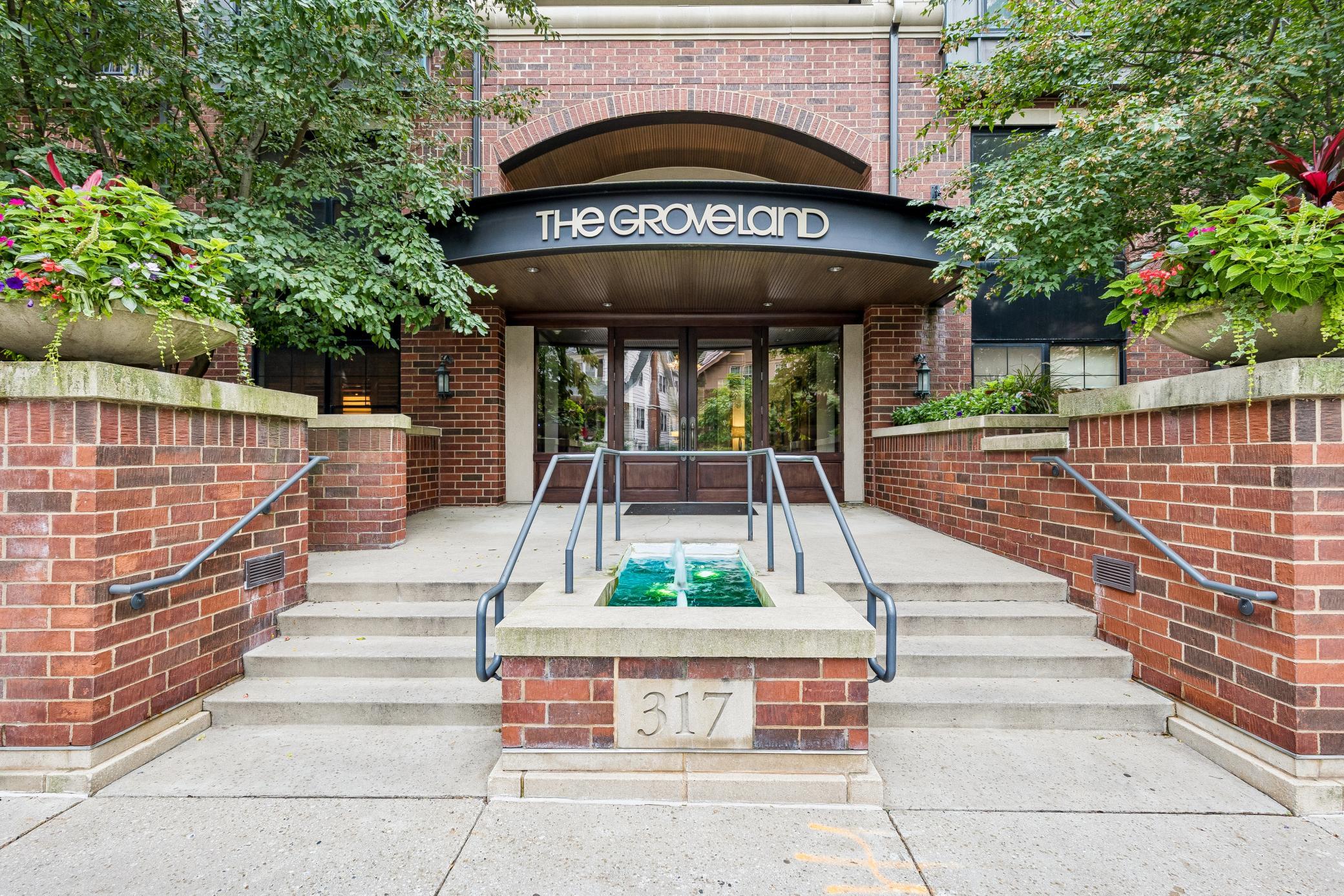 317 Groveland Avenue 714