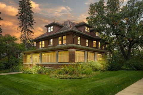 94 Crocus Place Saint Paul MN 55102