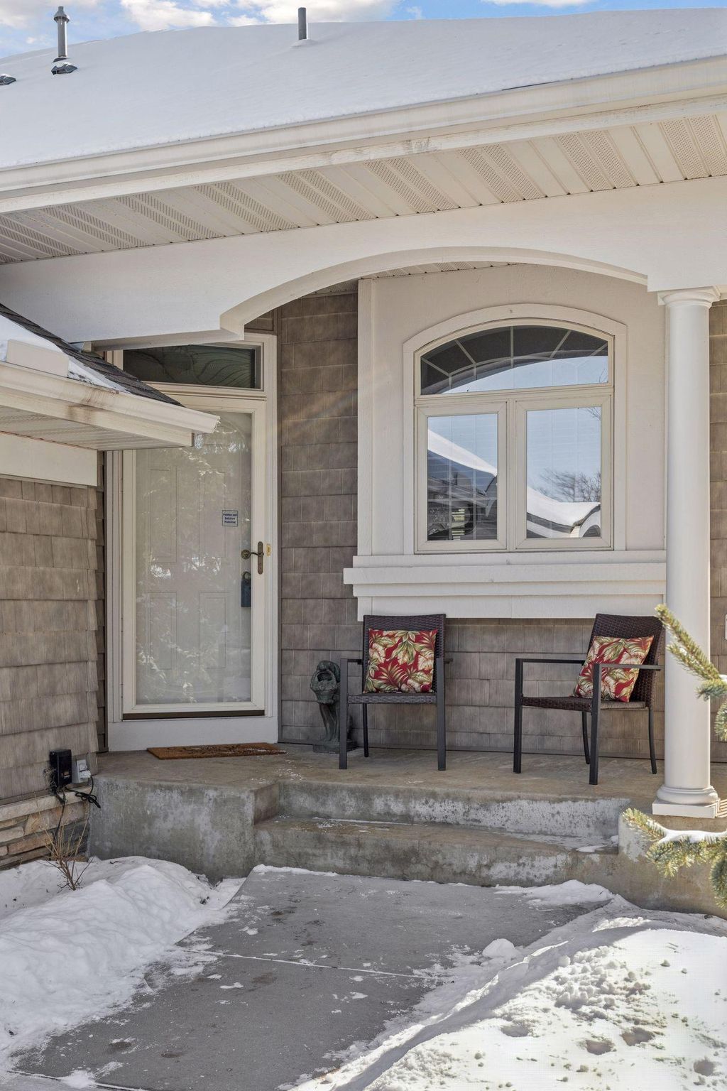 Photo of 14035 45th Avenue N, Plymouth, MN 55446 (MLS # 7017797)