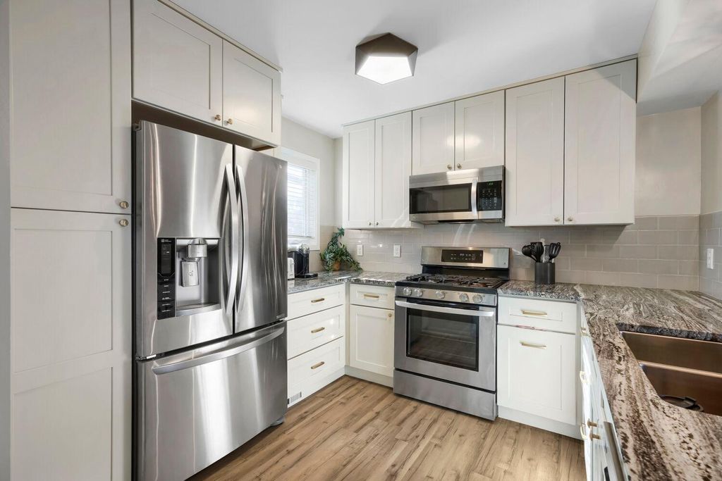 Photo of 4319 3rd Avenue S, Minneapolis, MN 55409 (MLS # 7059034)