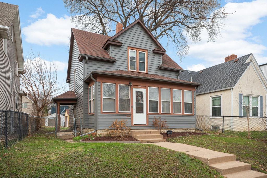 Photo of 1329 Newton Avenue N, Minneapolis, MN 55411 (MLS # 7053659)