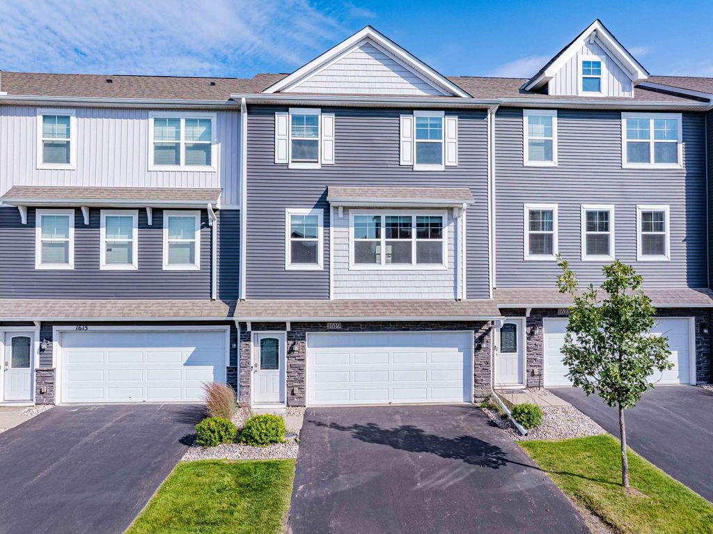 Photo of 1619 Windigo Lane, Shakopee, MN 55379 (MLS # 7041270)