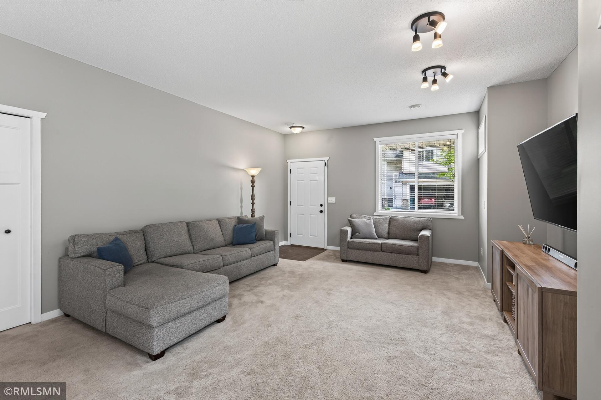 1289 County Road D Circle E A