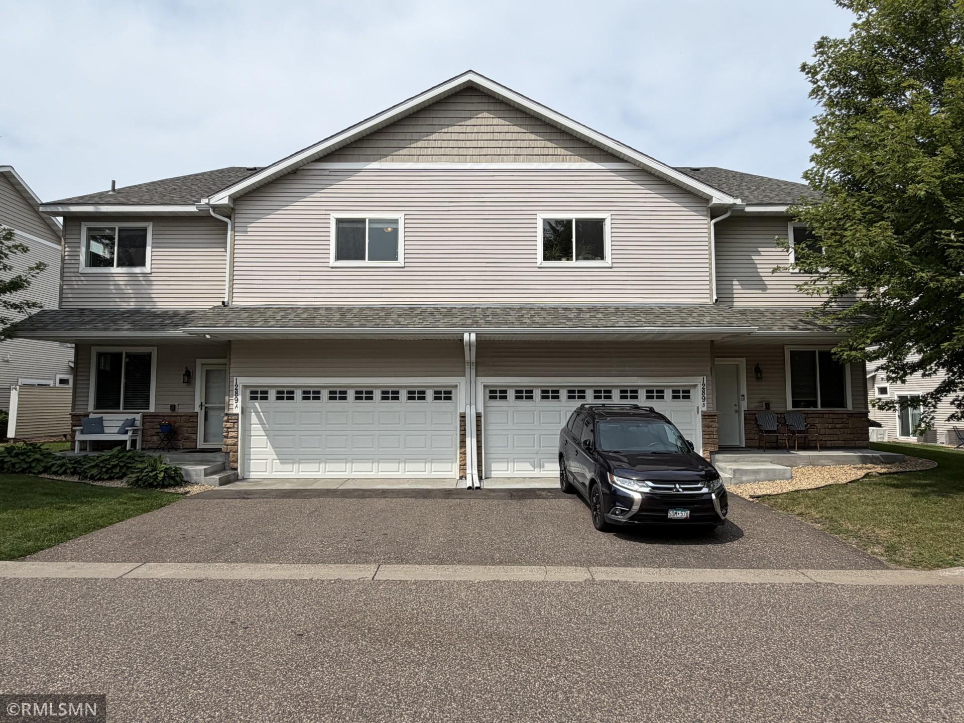 1289 County Road D Circle E A