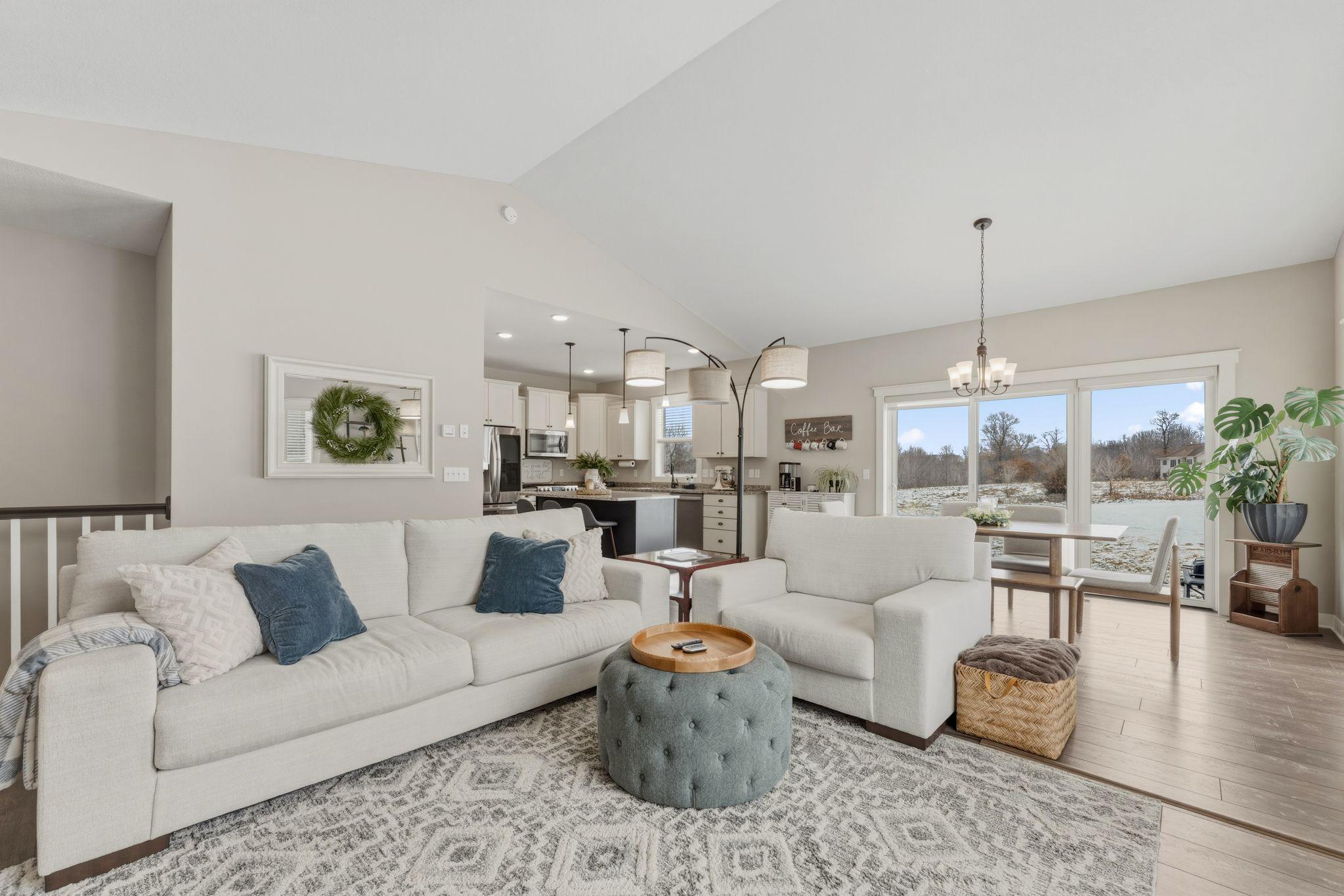 21255 Naples Street NW