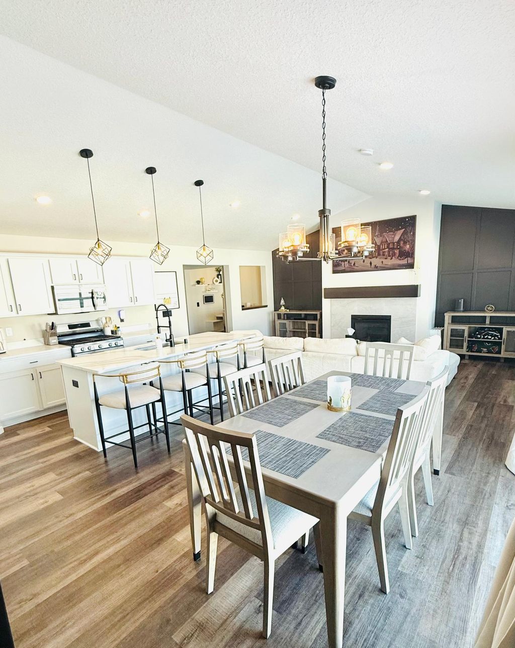 Photo of 6886 102nd Street S, Cottage Grove, MN 55016 (MLS # 6822148)