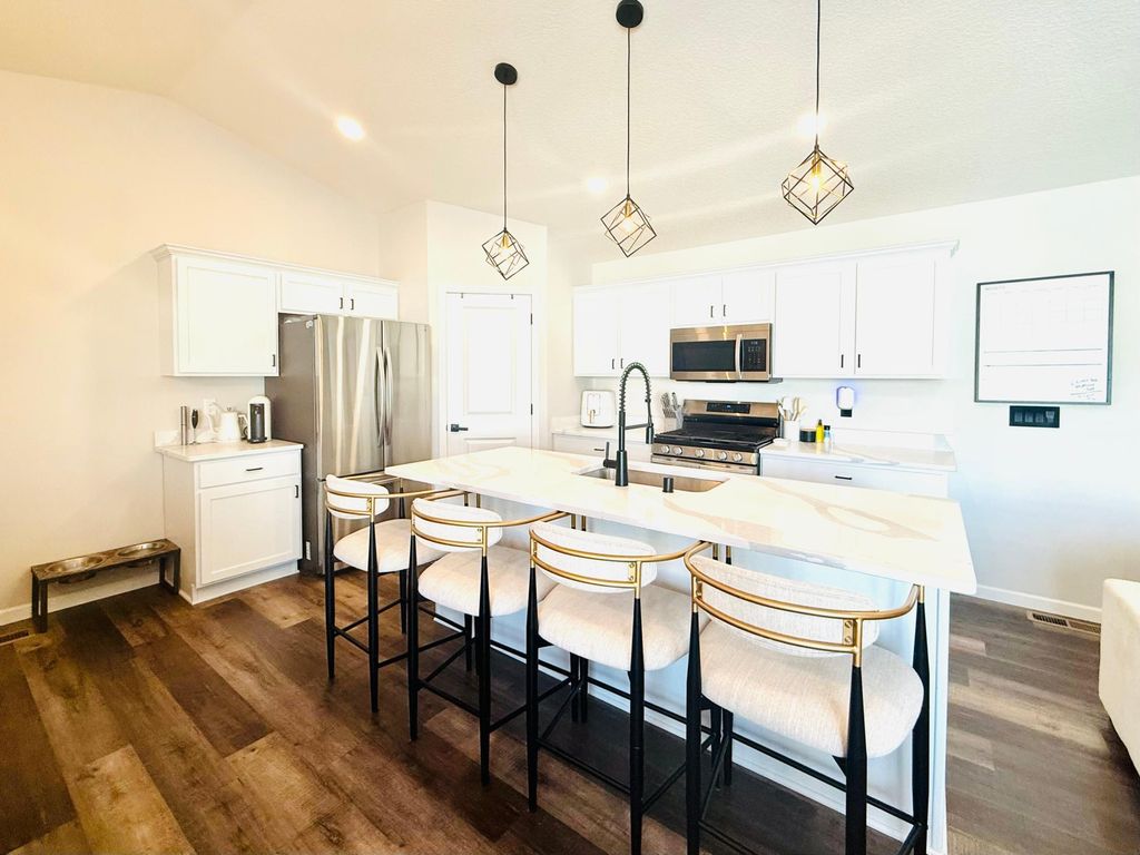 Photo of 6886 102nd Street S, Cottage Grove, MN 55016 (MLS # 6822148)