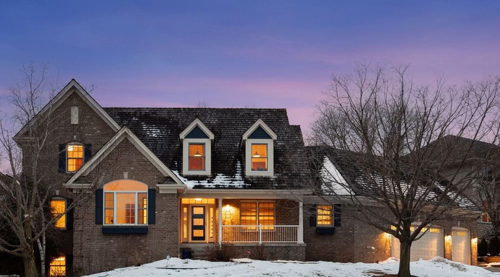 Photo of 7801 W 95th Street, Bloomington, MN 55438 (MLS # 7020345)