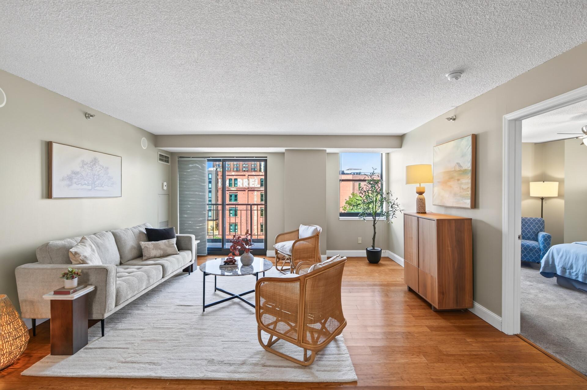 401 S 1st Street 423