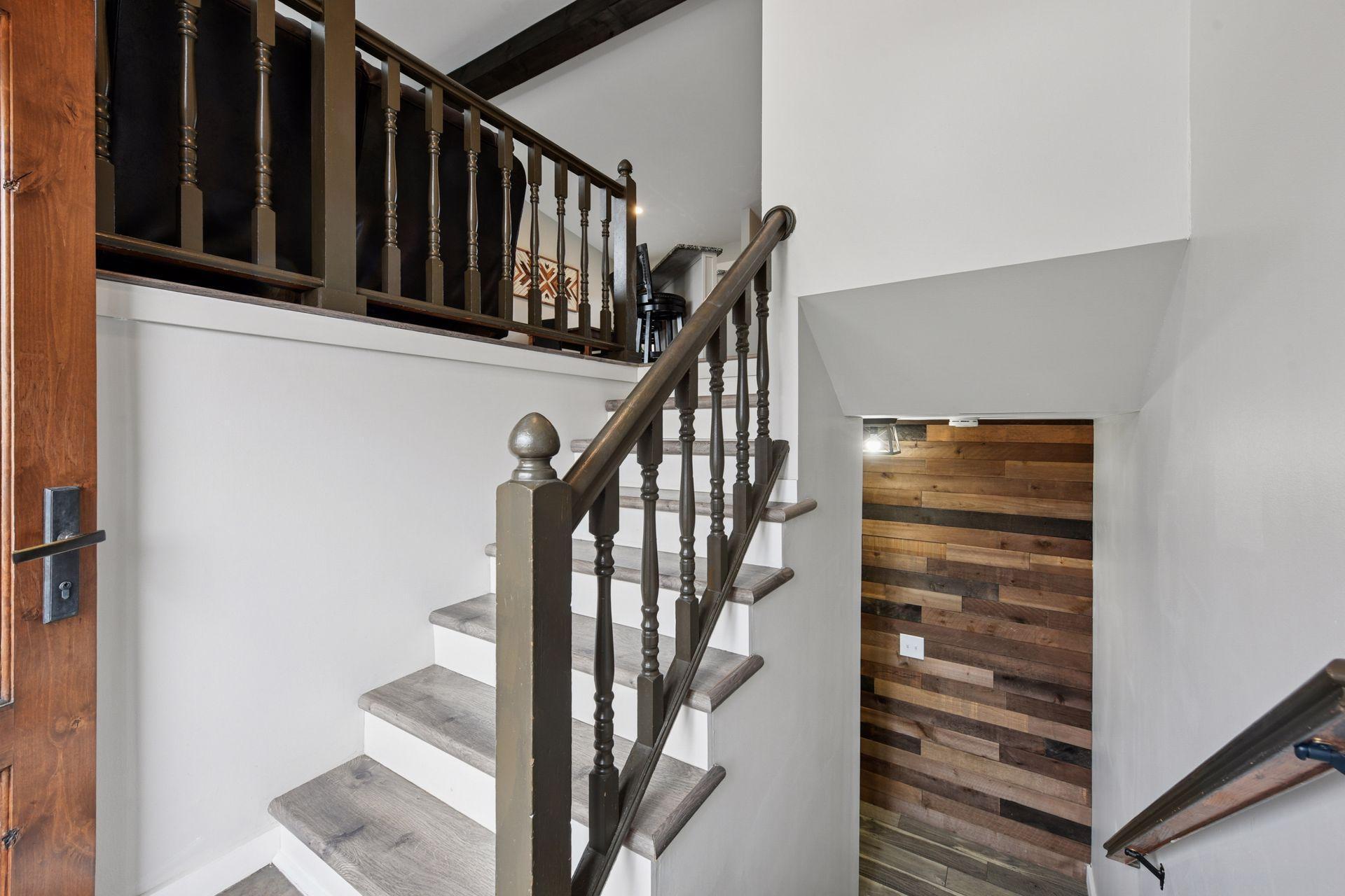 14106 Candlewood Lane NE